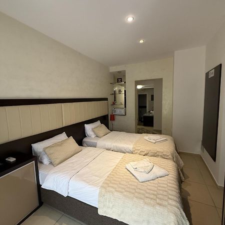 Splendid Luxury Apartments Будва Екстер'єр фото