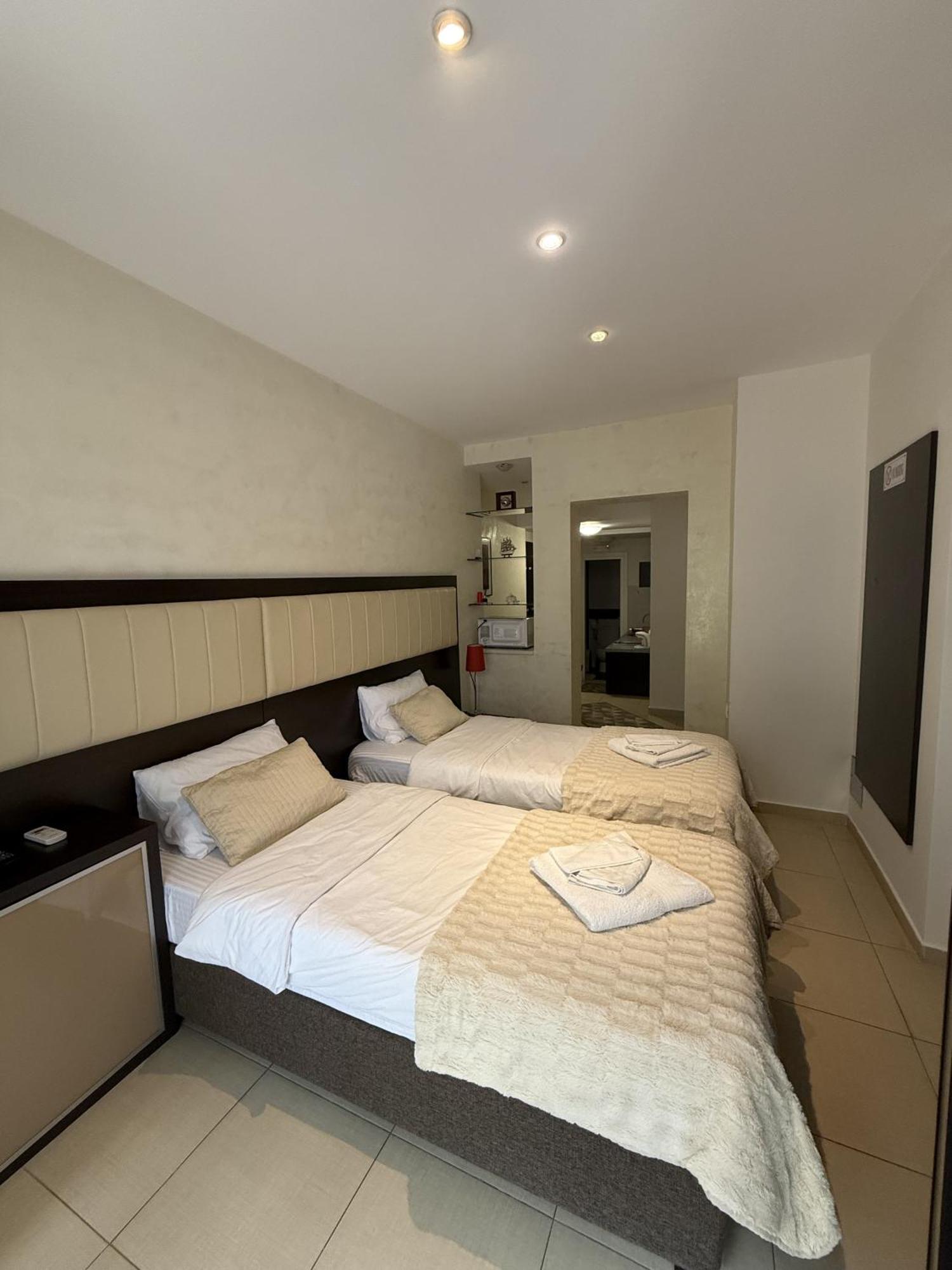 Splendid Luxury Apartments Будва Екстер'єр фото