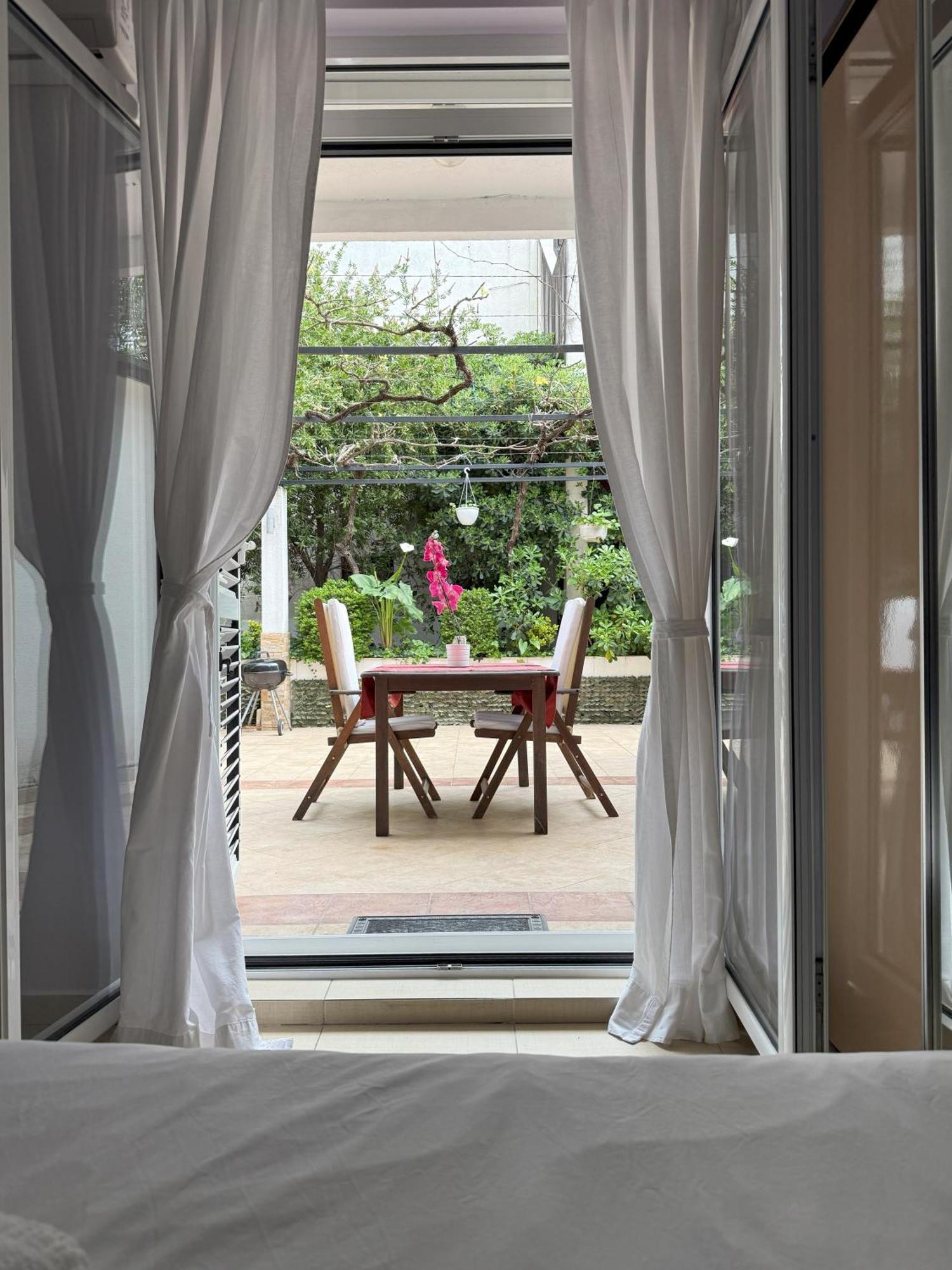 Splendid Luxury Apartments Будва Екстер'єр фото