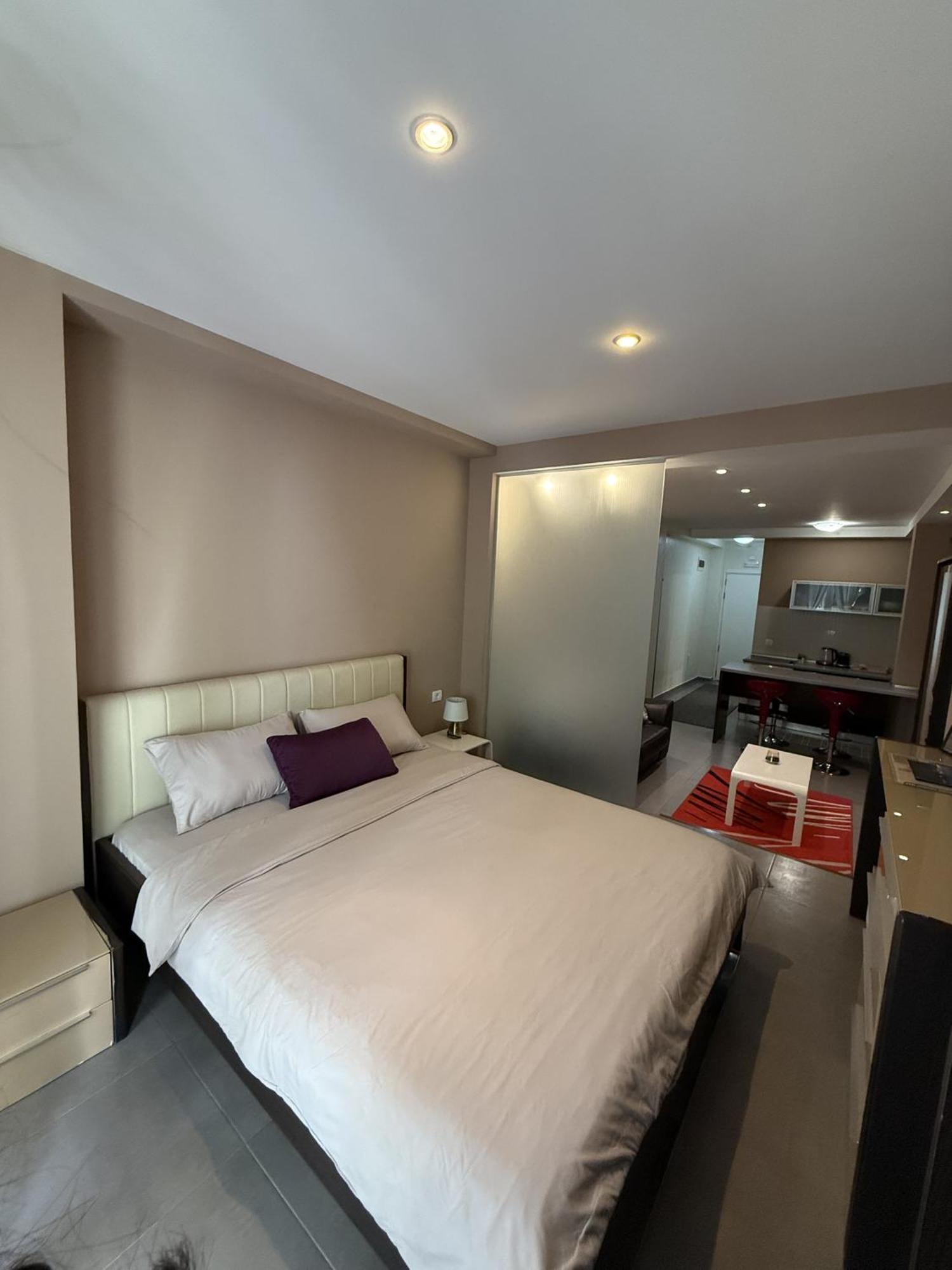 Splendid Luxury Apartments Будва Екстер'єр фото